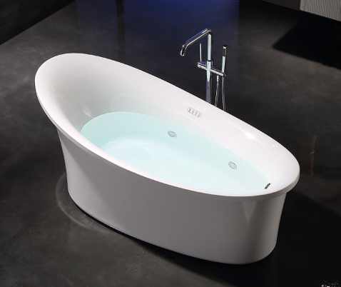 Bồn tắm freestanding oval Gemy G9825 đặt độc lập giữa phòng tắm hiện đại