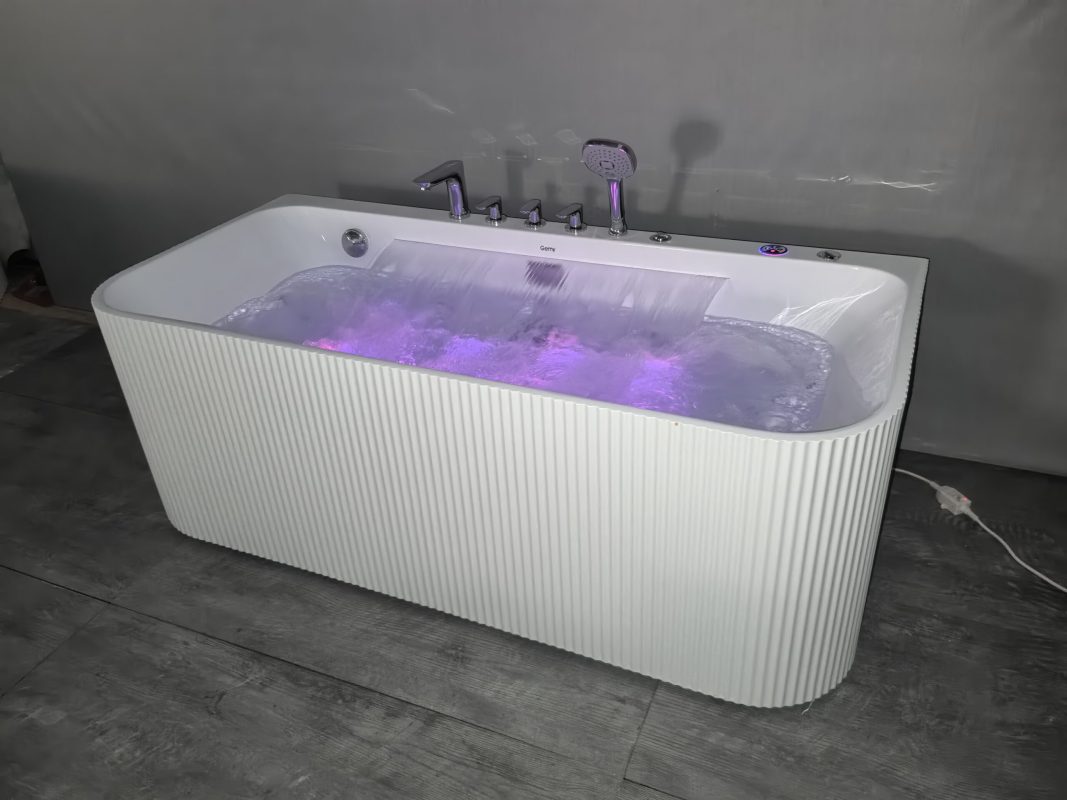 Bồn Tắm Massage Chữ Nhật Cao Cấp GEMY G9838